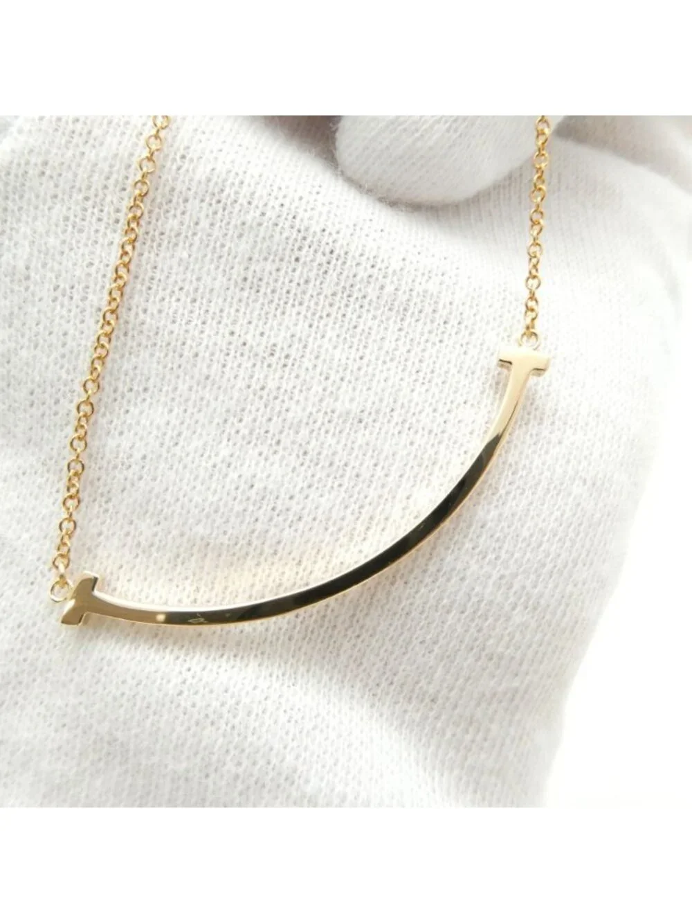 Tiffany & Co T Smile Pendant Rose Gold Small 18k